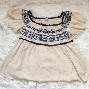 Floral Embroidered Cream Blouse w Flower Detailing